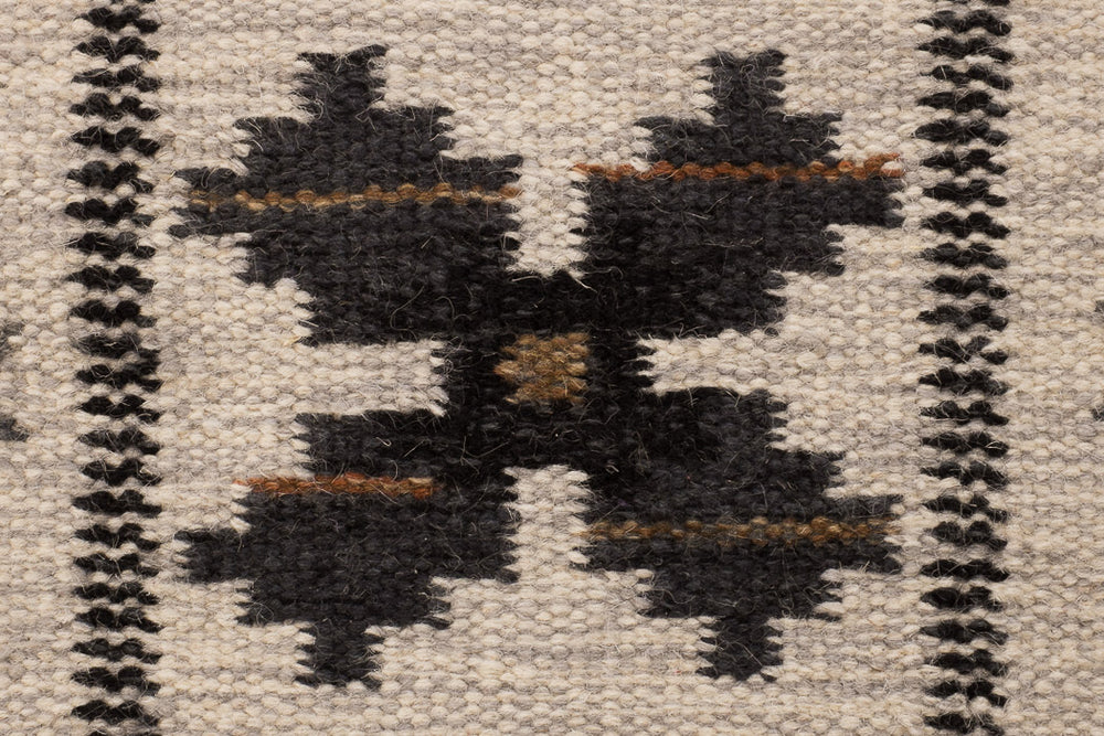 Floda Black